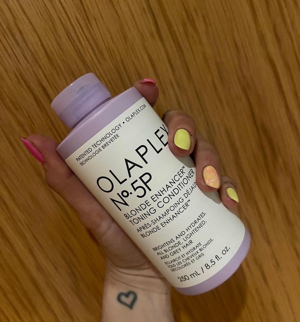 Olaplex Blonde Enhancer set shampoo balsamo viola luminoso