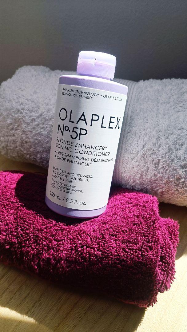 Olaplex Blonde Enhancer set shampoo balsamo viola luminoso
